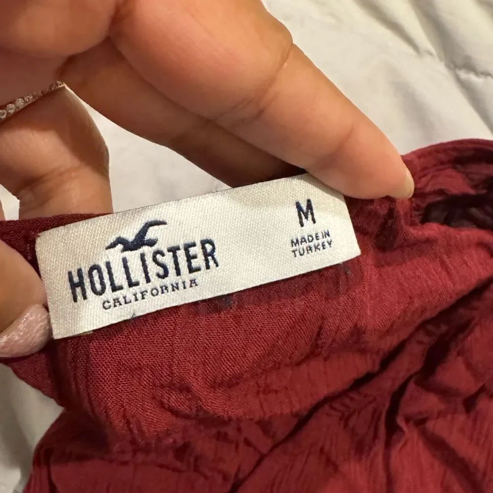 Hollister Deep Red Ruched Blouse - Picture 7 of 8